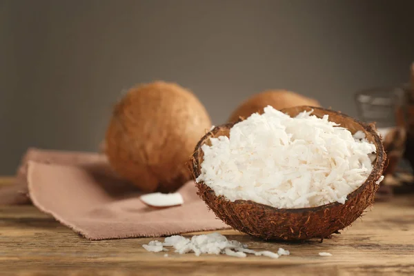 Grated coconut in shell — Stock Photo, Image