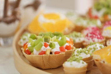 Tablo farklı tatlılar