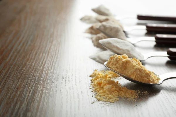 Different types of flour — Stock Photo, Image