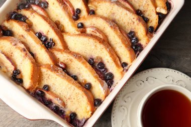 Lezzetli ekmek pudding