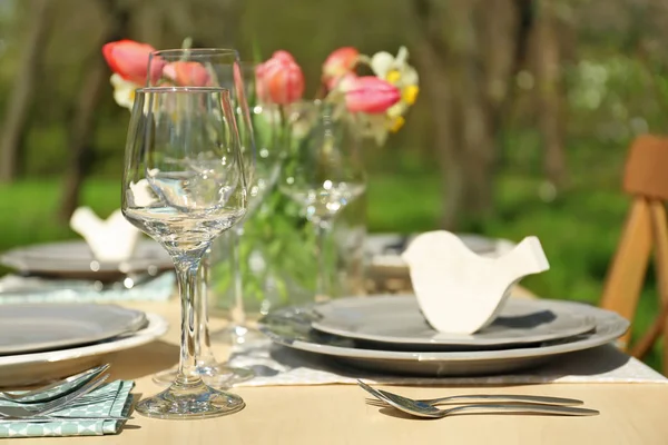 Hermoso ajuste de mesa — Foto de Stock