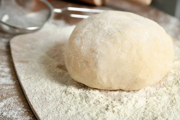 Board with raw dough — Stock Photo, Image