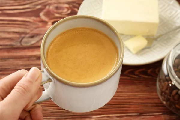 चवदार बटरचा कप — स्टॉक फोटो, इमेज