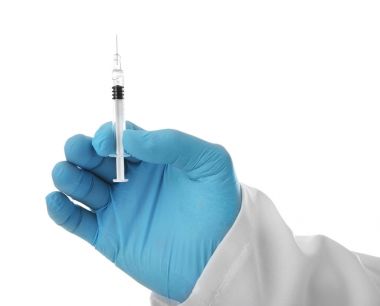 El in doktor şırınga ile  