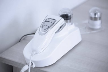 Modern ekipmanla donatılmış Dermatoloji Kliniği 