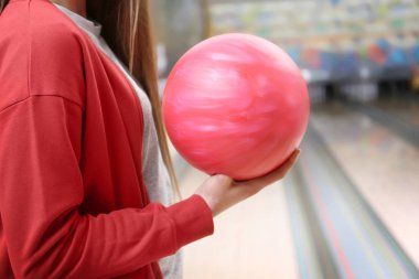 Bowling Club genç kadın