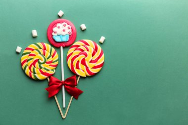 Lezzetli lolipop ile kompozisyon 