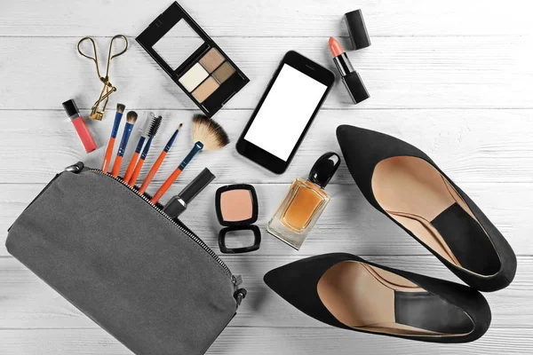 Cosmetica en schoenen — Stockfoto