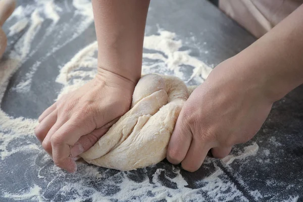 Chef hands kneading dough — Stock Photo, Image