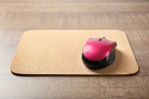 Mouse e pad sem fio moderno — Fotografia de Stock