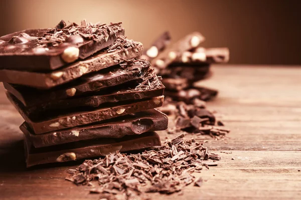 黑巧克力和牛奶巧克力 — 图库照片
