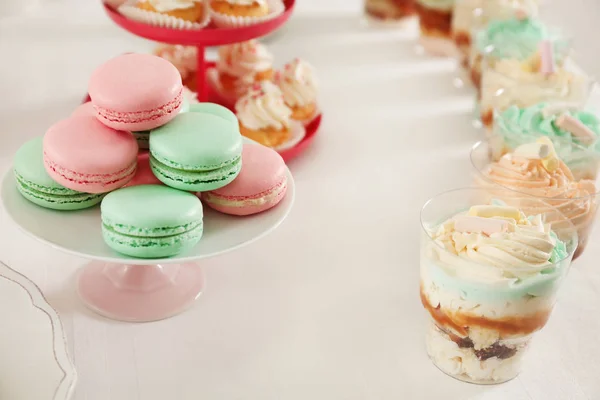 Parti için hazırlanmış lezzetli tatlılar — Stok fotoğraf