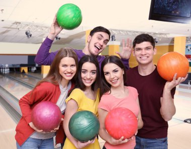 Arkadaşlar bowling Club