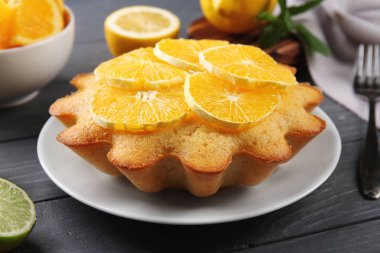 Lezzetli narenciye pasta