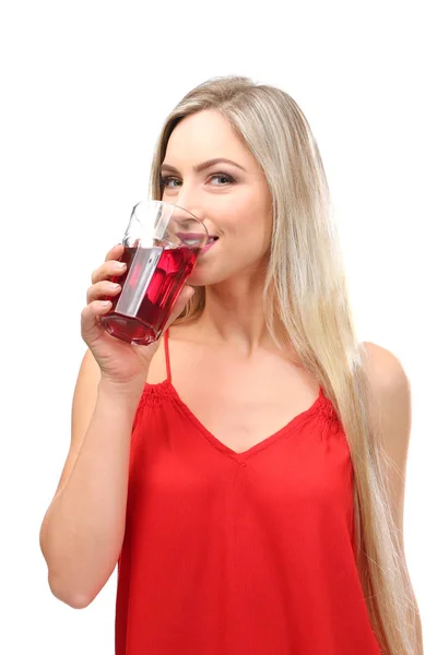 Bela jovem mulher beber suco — Fotografia de Stock