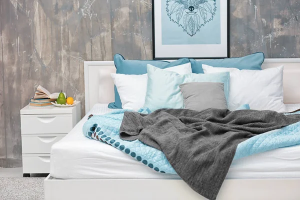 Modern cozy bedroom — Stock Photo, Image