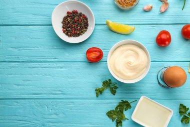 Malzemeyi kase mayonez