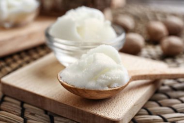 Shea yağı kaşık ve kase 