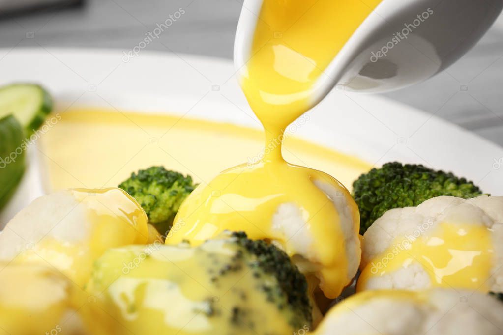 Vegetable dish with cheese sauce