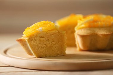 Lezzetli narenciye pasta  