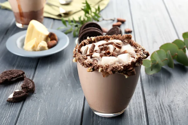 Tazza di gustosa bevanda al cacao — Foto Stock