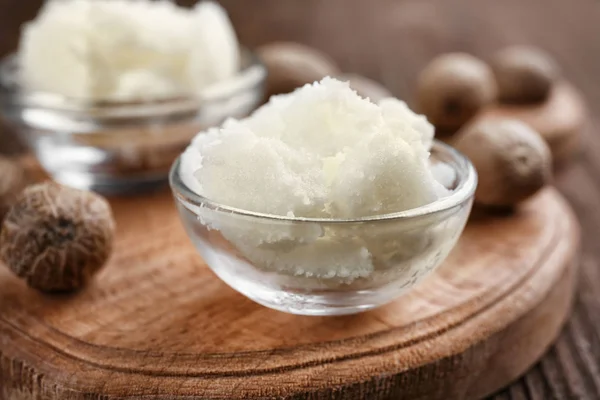 Shea butter in bowls — Stock Photo, Image