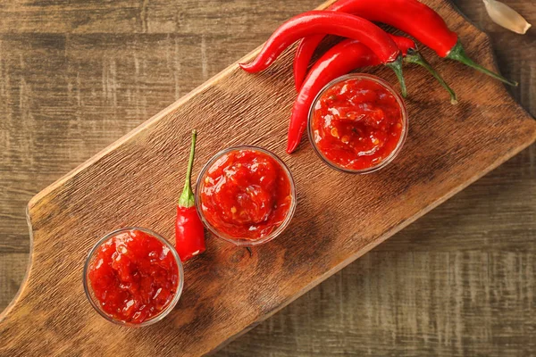 Tasty chili sauce — Stock Photo, Image