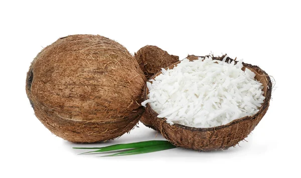 Geraspte kokos in shell — Stockfoto