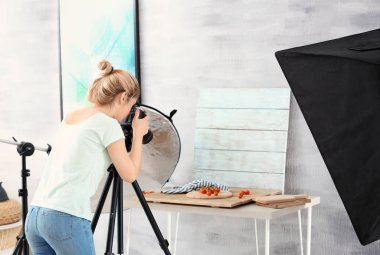 Kadın gıda fotoğrafçılığı