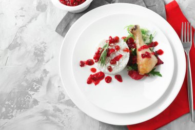 Porsiyon pilav ve tavuk