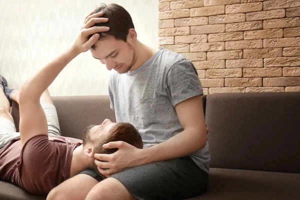 Feliz pareja gay —  Fotos de Stock