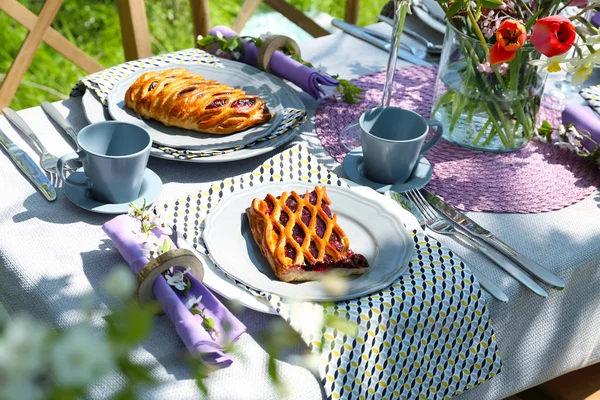 Tischdekoration zum Abendessen — Stockfoto