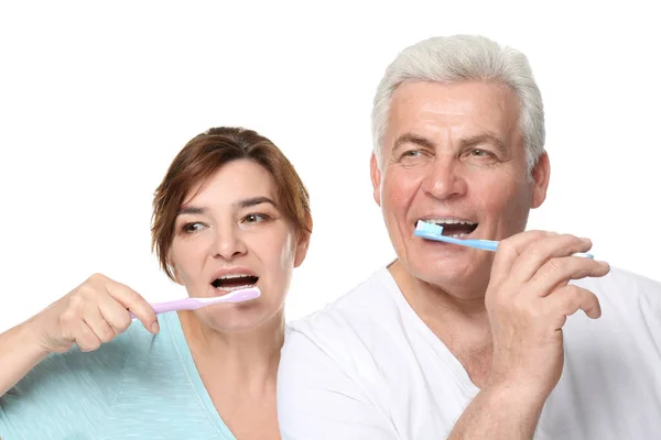 先輩カップルの歯のクリーニング — ストック写真