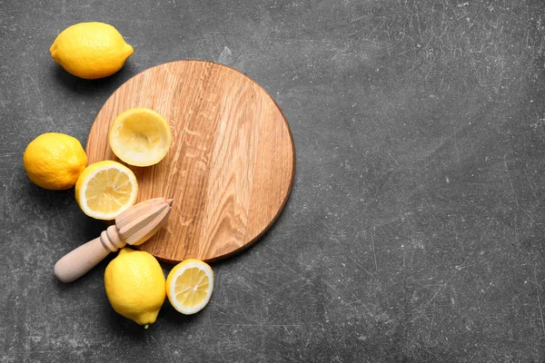 絞りと新鮮なレモン — ストック写真