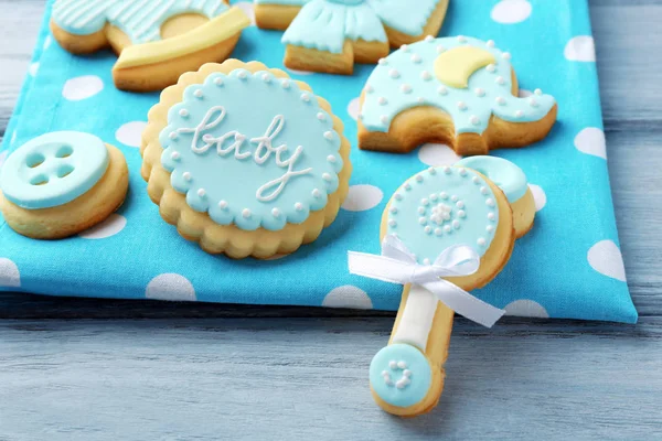 Biscoitos de bebê decorados com esmalte — Fotografia de Stock