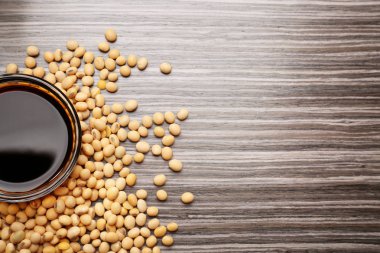 Lezzetli soya sosu ile kompozisyon