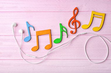Renkli müzik notaları 