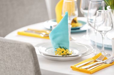 Akşam yemeği için sofra