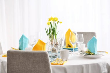 Akşam yemeği için sofra