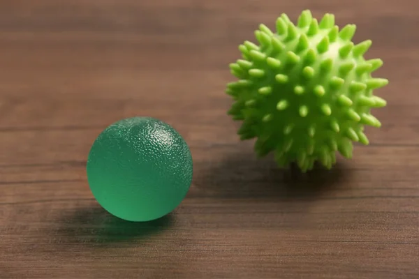 两个橡胶球δύο μπάλες από καουτσούκ — 图库照片
