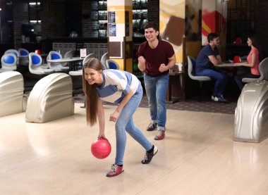 Arkadaşlar bowling Club