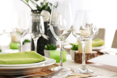 Akşam yemeği için sofra 