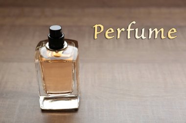 Parfüm şişe güzel kompozisyon
