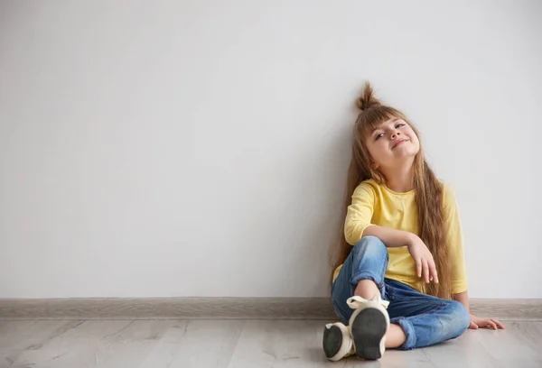 Little fashion girl — Stock Photo, Image