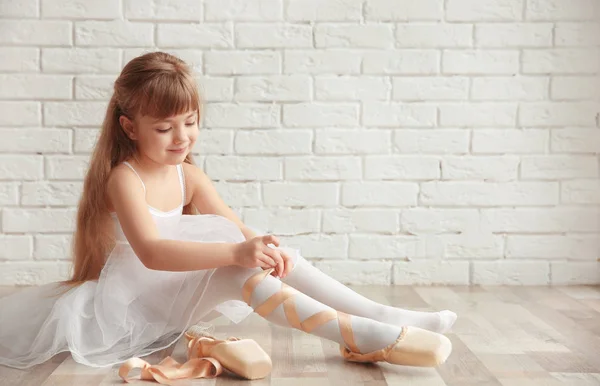 Mooie kleine balletdanseres — Stockfoto