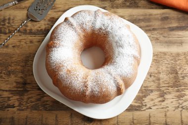 Lezzetli taze pişmiş pasta