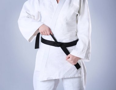 Kimono genç sportif kadın