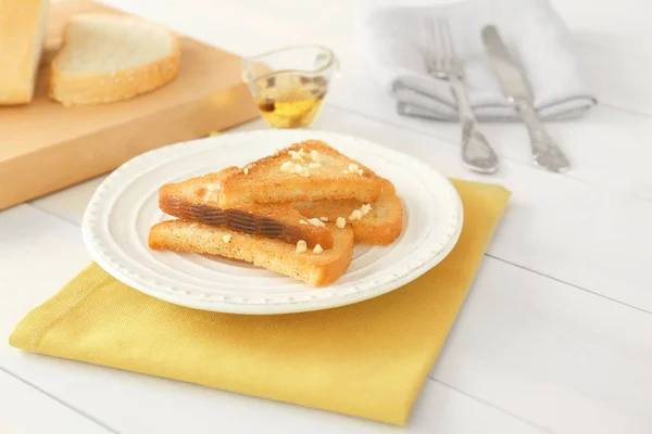 大蒜的法式面包切片 — 图库照片