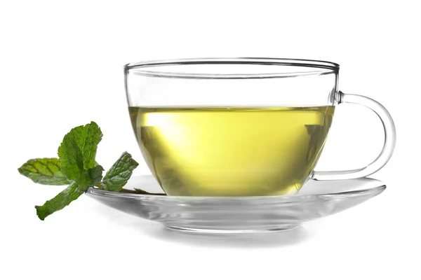 Xícara de chá com folhas de hortelã — Fotografia de Stock