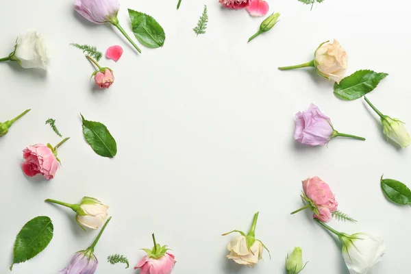 Beautiful flowers frame — Stock Photo, Image